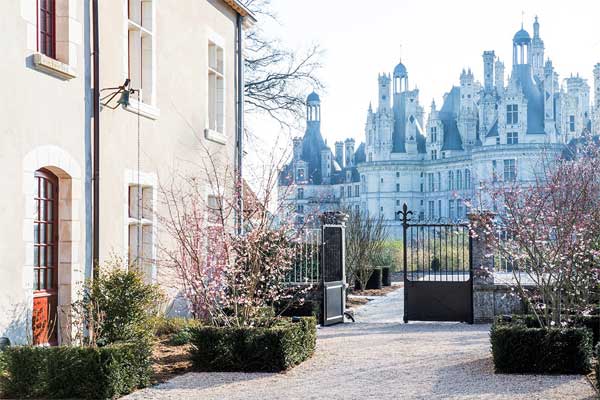 Relais-de-Chambord_Castle_Views.jpg